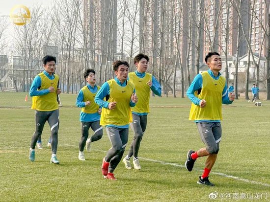 当我躺在华盛顿广场的人行道上，心里明白，我再也不必对任何事情、任何人承担责任，那一刻我欣喜若狂。